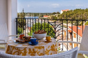 House | 4 bedrooms - Holiday Houses, Villas Mila - Private Pool & Seaview (Milna)