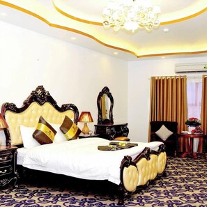 Business Double Room Single Use | In-room safe, desk, blackout drapes, iron/ironing board - Gallant Hotel 154 (Hai Phong)