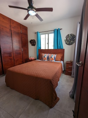 2 bedrooms, pillowtop beds, in-room safe, individually decorated