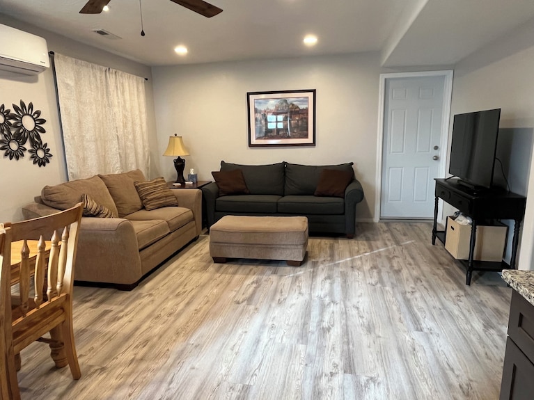 Goulds Hideaway, Off Street Parking, Close To Sand Hollow, Quail & Zion. - 利茲