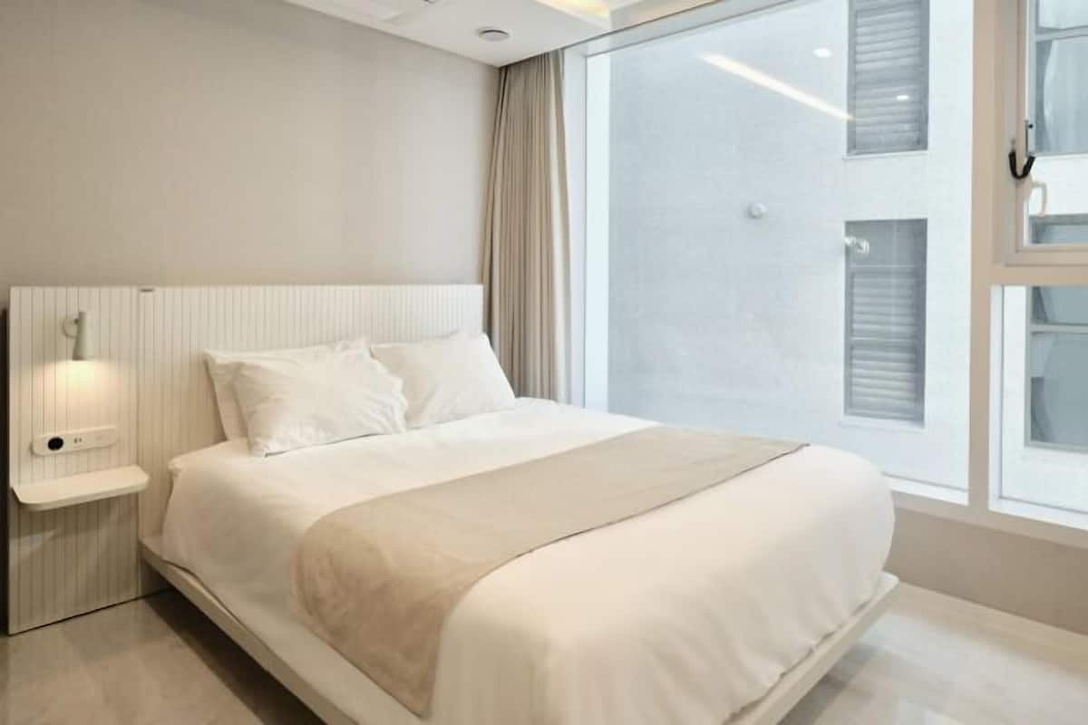 Individually furnished, blackout drapes, soundproofing, free WiFi