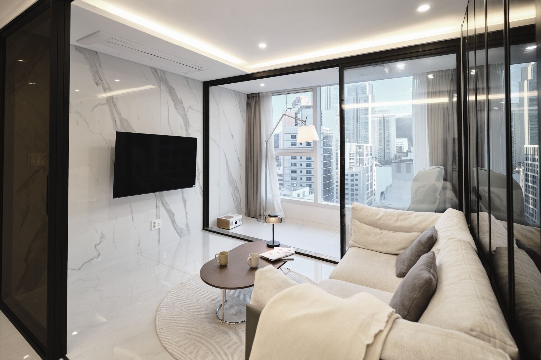 Individually furnished, blackout curtains, soundproofing, free WiFi