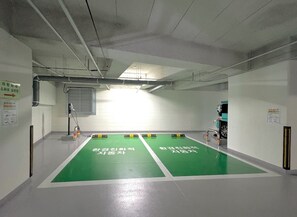 Electric vehicle-charging station