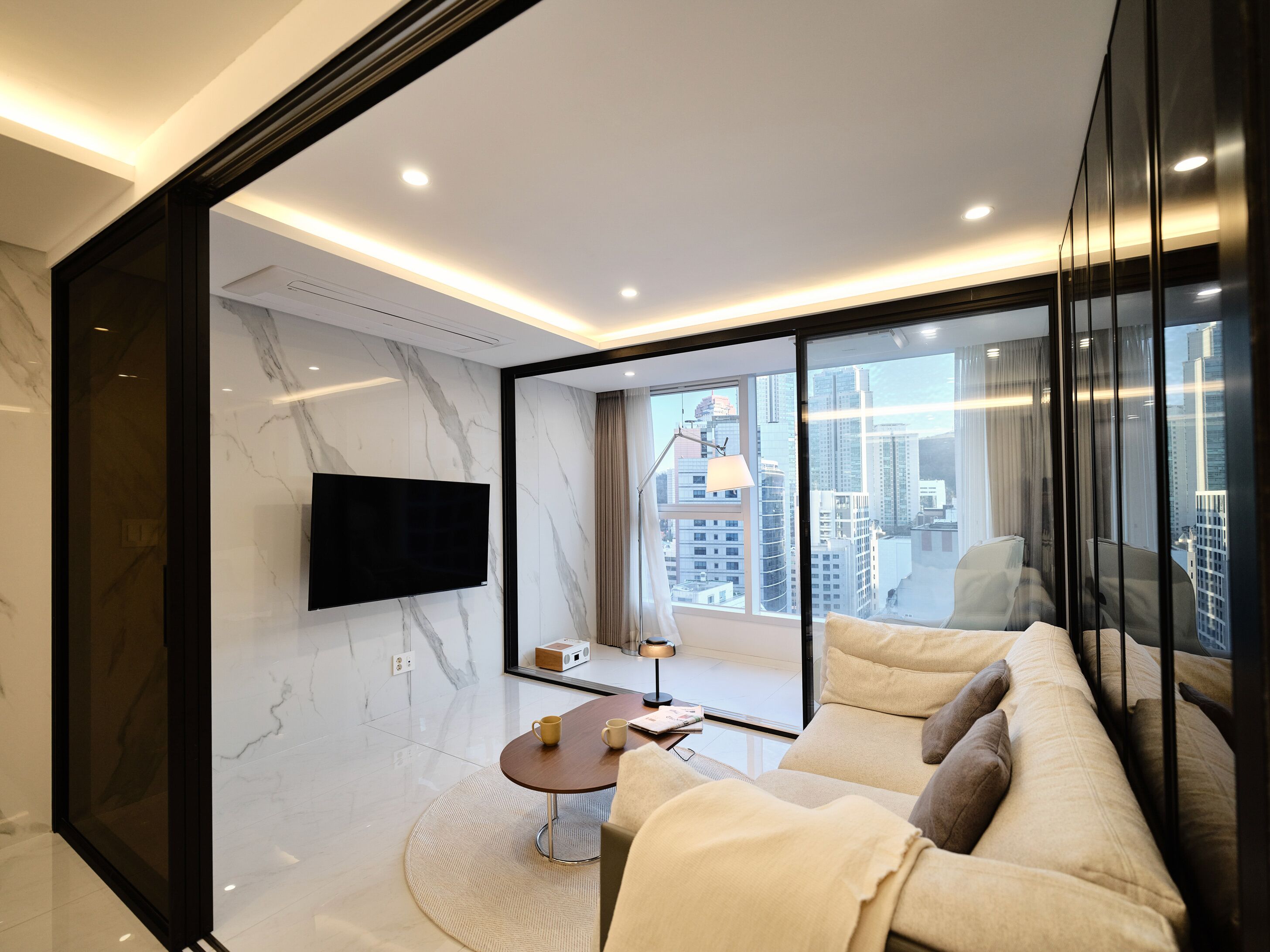 Individually furnished, blackout curtains, soundproofing, free WiFi