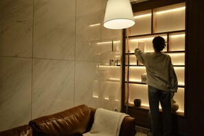 Individually furnished, blackout drapes, soundproofing, free WiFi - UH FLAT THE SEOCHO (Seoul)