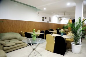 Restaurant - Posh Classic (Gurugram)