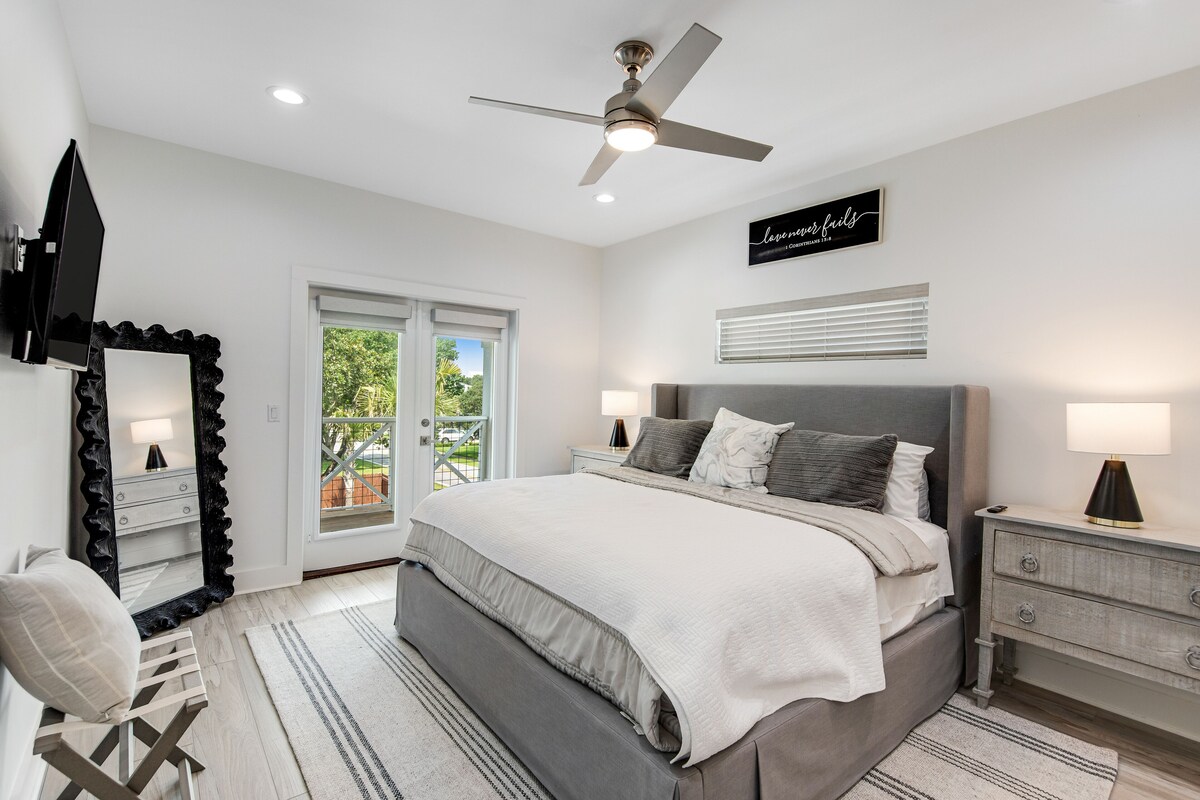 Photo 37 of Incredible three-story home with a pool, pool spa, wet bars, AC, & washer/dryer