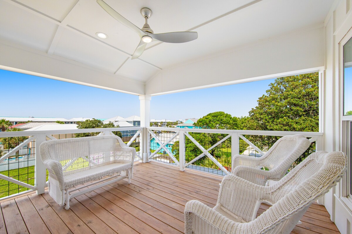 Photo 29 of Incredible three-story home with a pool, pool spa, wet bars, AC, & washer/dryer