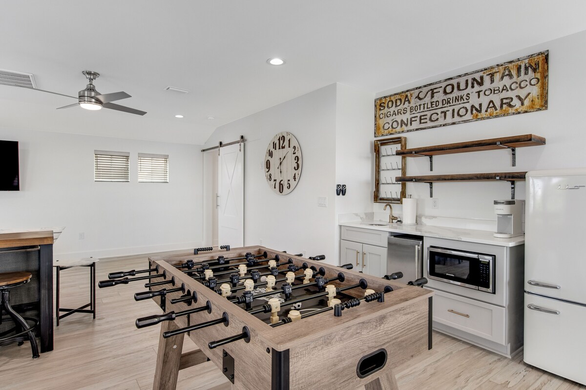 Photo 23 of Incredible three-story home with a pool, pool spa, wet bars, AC, & washer/dryer