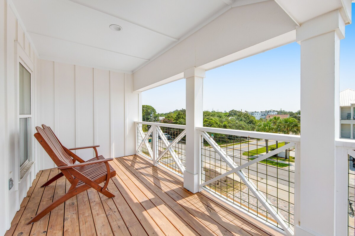 Photo 21 of Incredible three-story home with a pool, pool spa, wet bars, AC, & washer/dryer
