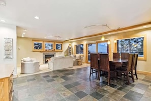 Interior - Cold Creek Lodge: Hot Tub, AC, Game Room, Heavenly (South Lake Tahoe)