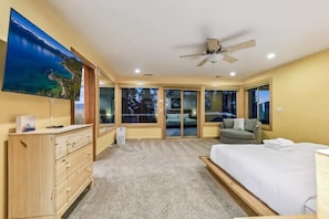 5 bedrooms, iron/ironing board, travel cot, free WiFi - Cold Creek Lodge: Hot Tub, AC, Game Room, Heavenly (South Lake Tahoe)