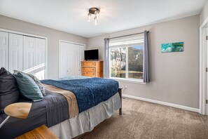 3 Schlafzimmer, Bügeleisen/Bügelbrett, WLAN, Bettwäsche