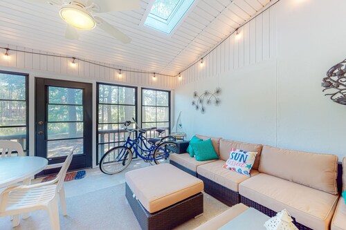 Villas of Bethany West - 792B Salt Pond Circle | Lovely condo with pool & tennis