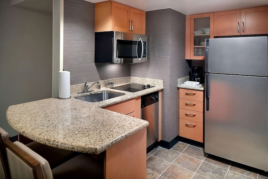 Ideal Mix Of Comfort And Value! Free Breakfast, Near Freedom Park - Roswell, GA