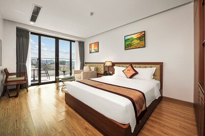 MT Collection Hotel