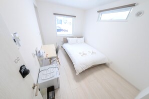Standard Room, 1 Double Bed, Non Smoking, Private Bathroom | Desk, free WiFi, bed sheets