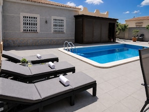 Pool - Townhouse with shared pool (Torrevieja)