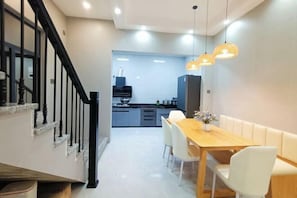 Room - Yongxing Theme Holiday Hostel (Huidong)