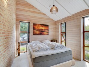 5 soverom og internettilgang