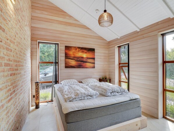 5 bedrooms, Internet