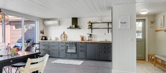 "Sveina" - 600m from the sea by Interhome