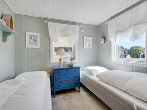 3 bedrooms, Internet