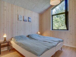 4 bedrooms, internet
