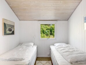 3 bedrooms, WiFi - "Ingemar" - 100m from the sea by Interhome (Løkken)