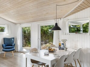 Dining - "Ingemar" - 100m from the sea by Interhome (Løkken)