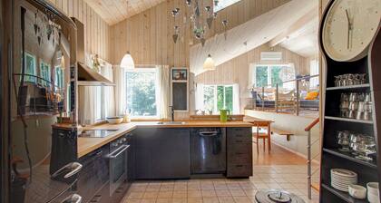 "Ernestina" - 500m from the sea by Interhome