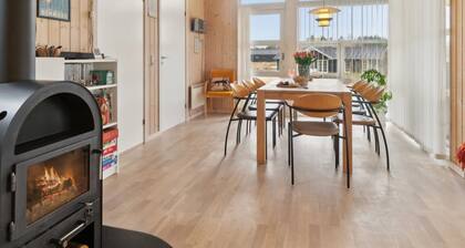 "Henninge" - 300m from the sea by Interhome