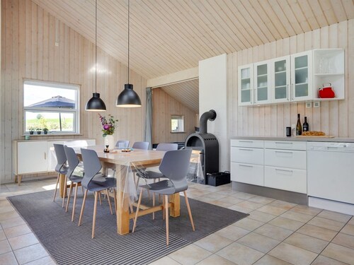 "Bitha" - 400m from the sea by Interhome