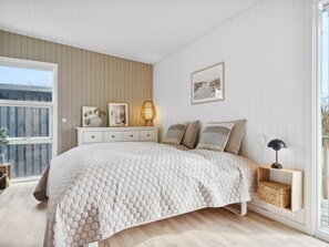 3 bedrooms, WiFi