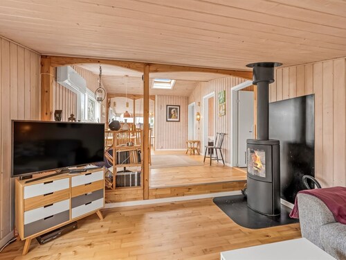 "Bosi" - 100m to the fjord by Interhome