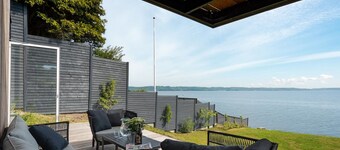 "Herewardus" - 10m to the fjord by Interhome