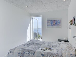 3 bedrooms, WiFi