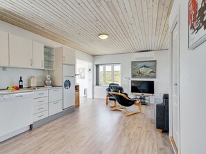Køleskab, mikrobølgeovn, ovn, opvaskemaskine