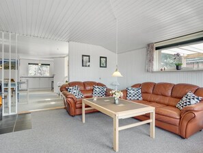 TV, fireplace - "Teodosija" -  from the sea by Interhome (Hvide Sande)