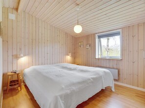 3 bedrooms, WiFi