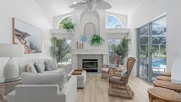 Smart TV, table football