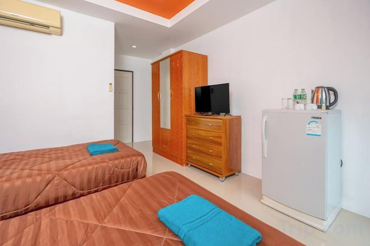 Minibar, in-room safe, desk, soundproofing