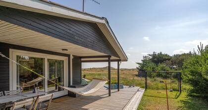 "Vuokko" - 400m from the sea by Interhome