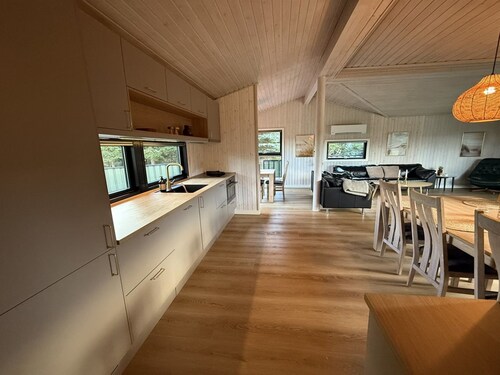 "Glenda" - 3km from the sea by Interhome