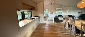 "Glenda" - 3km from the sea by Interhome
