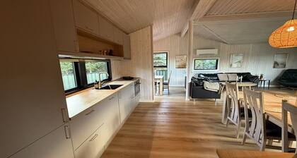 "Glenda" - 3km from the sea by Interhome