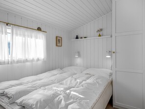 3 bedrooms, Internet