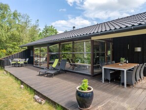 Outdoor dining - "Angja" - 800m from the sea by Interhome (Blokhus)