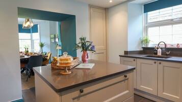 Fridge, dishwasher, electric kettle, toaster