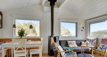 "Abbie" - 10m from the sea by Interhome